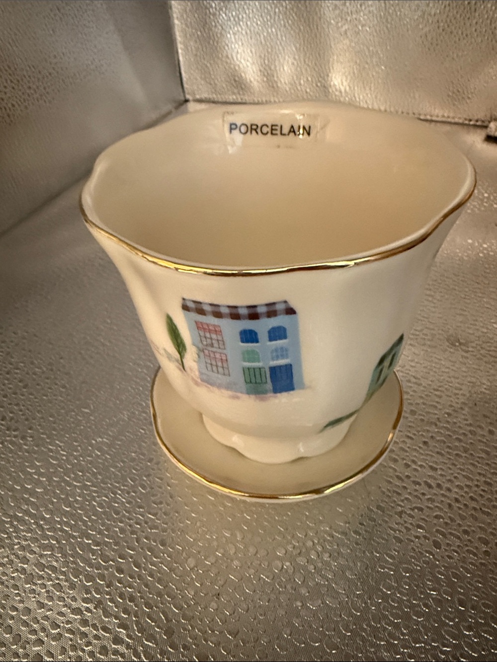 Vintage Pocelain Hand Painted Teacup Decorative Planter with Gold Trim - White